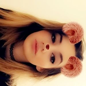 Meet your Posher, Aliya